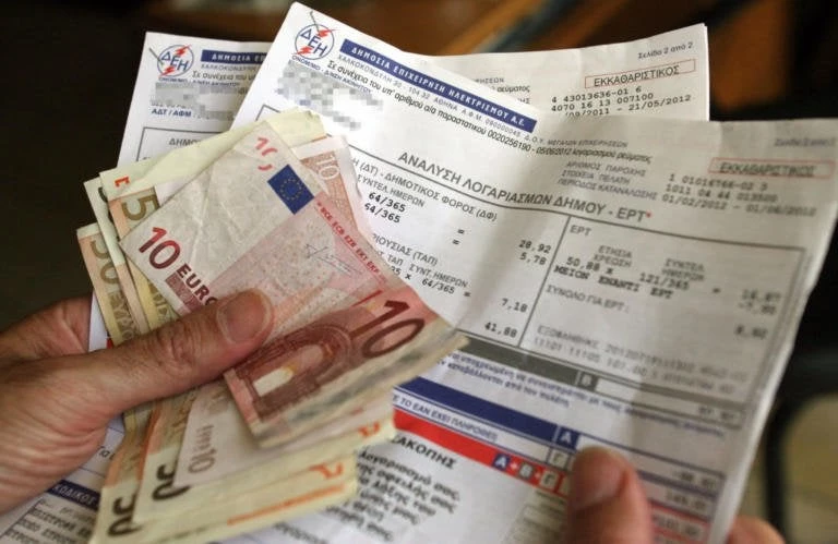 Σενάρια τρόμου για τους καταναλωτές της ΔΕΗ – Θα πληρώνουν ακόμη και το χαρτί του λογαριασμού
